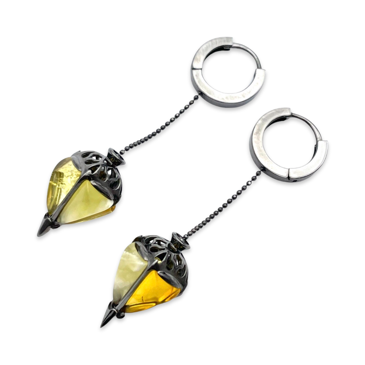 Silver earrings with amber