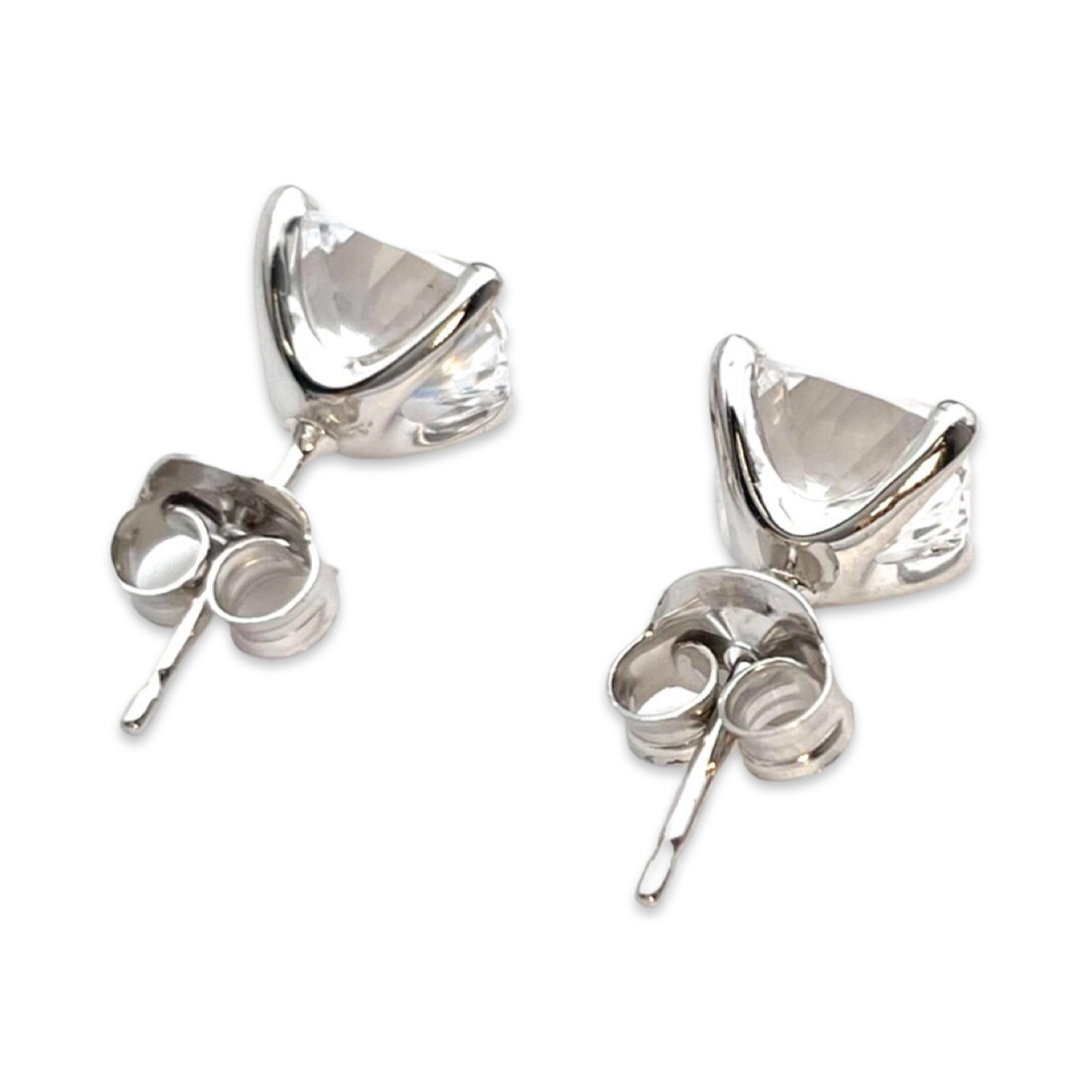 Round Silver Studs with zircons 7 mm