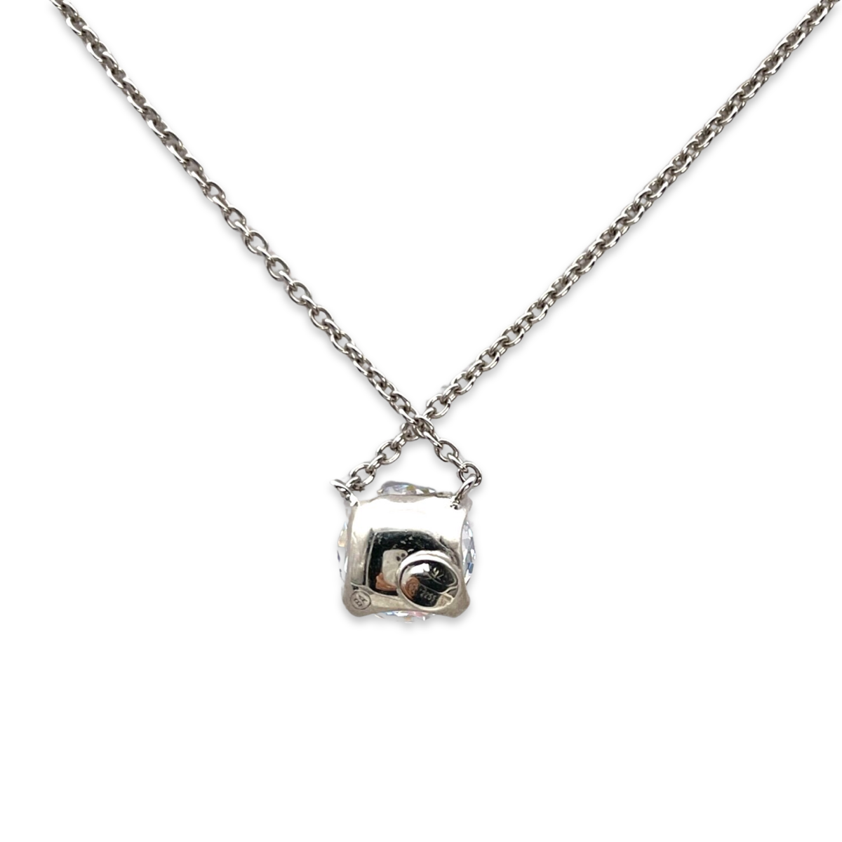 Single Round Cut Silver Necklace