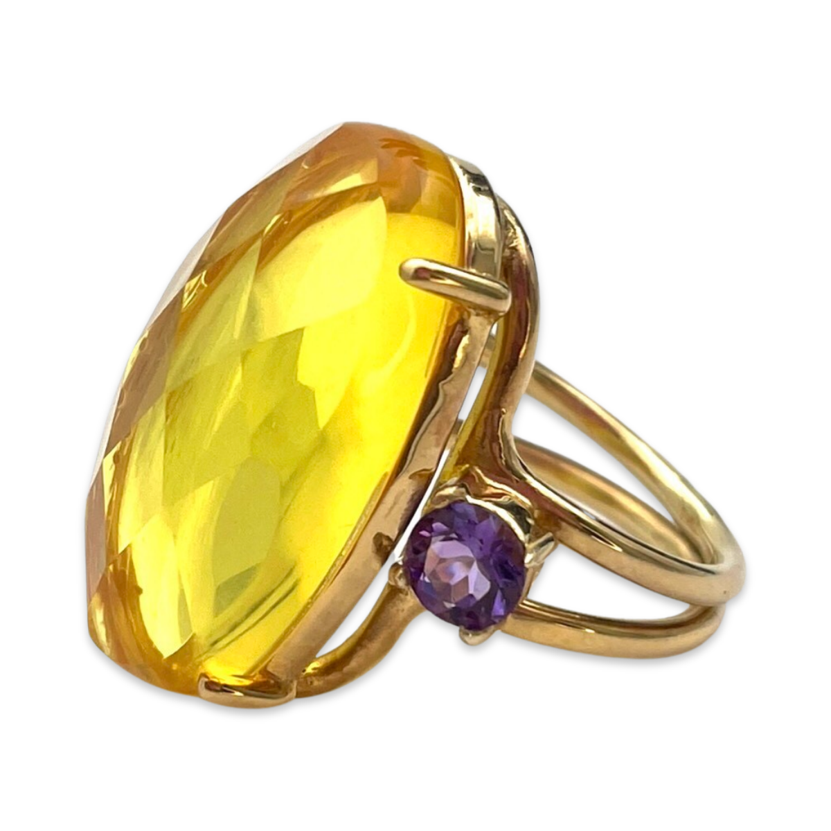 Faceted amber ring