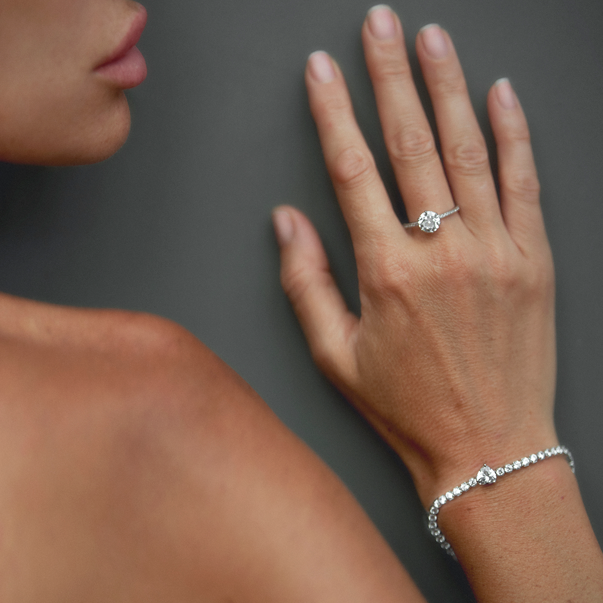 Silver Bracelet Heart with zircons