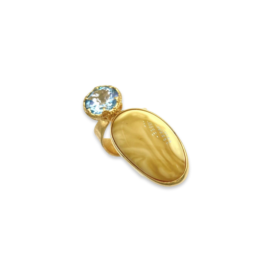 Gold-plated ring with amber and topaz