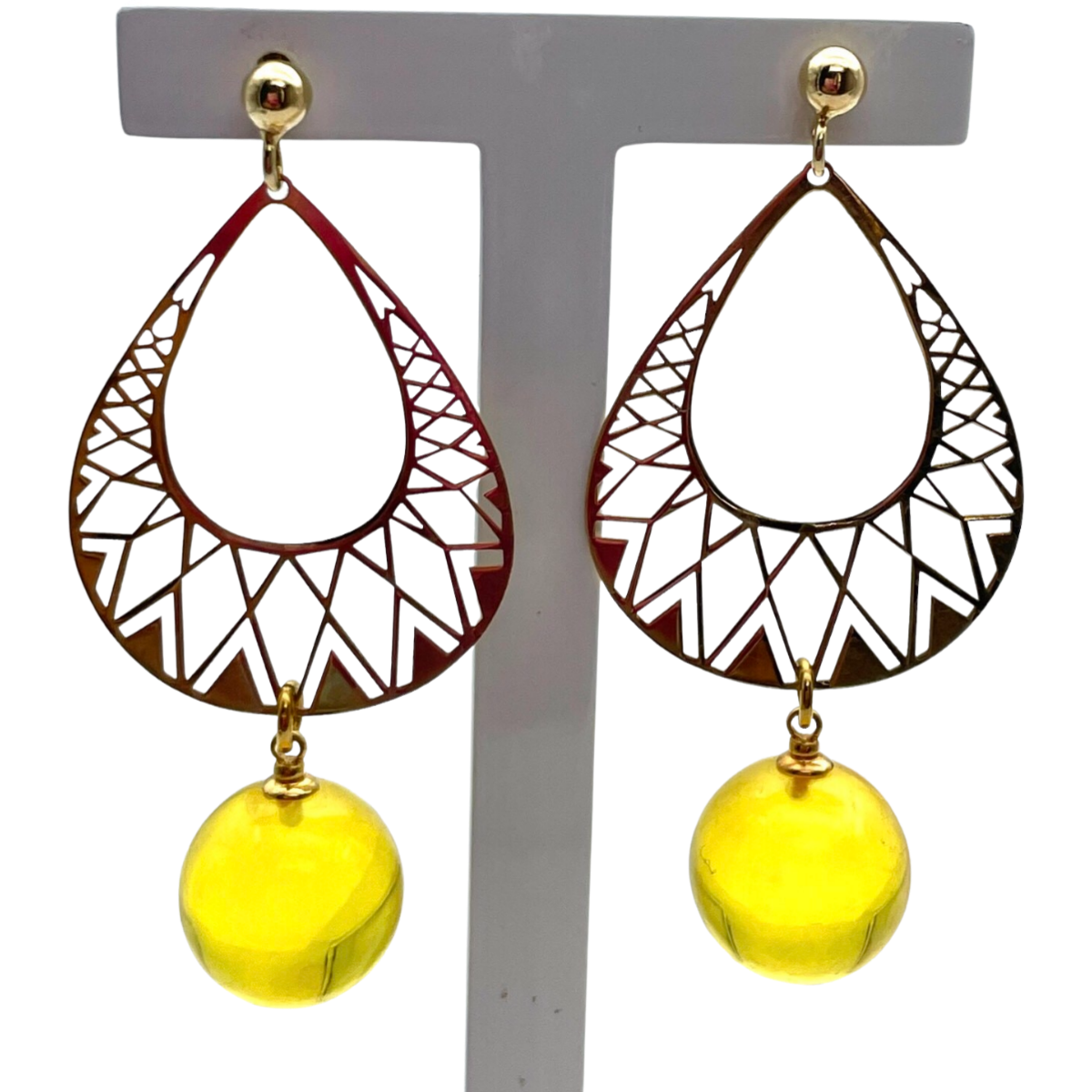 Gold plated earrings with amber