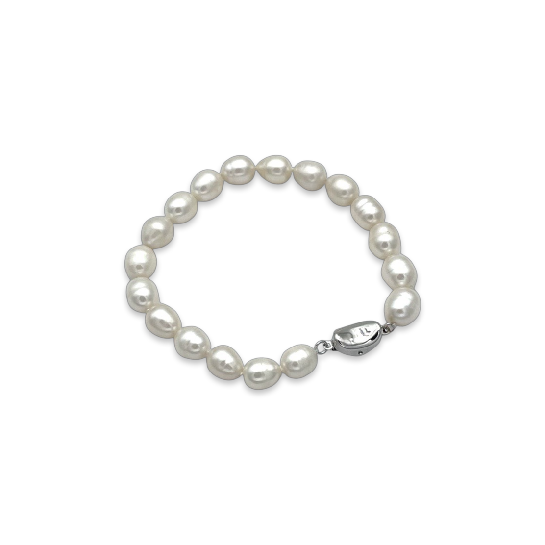 Pearl bracelet with silver