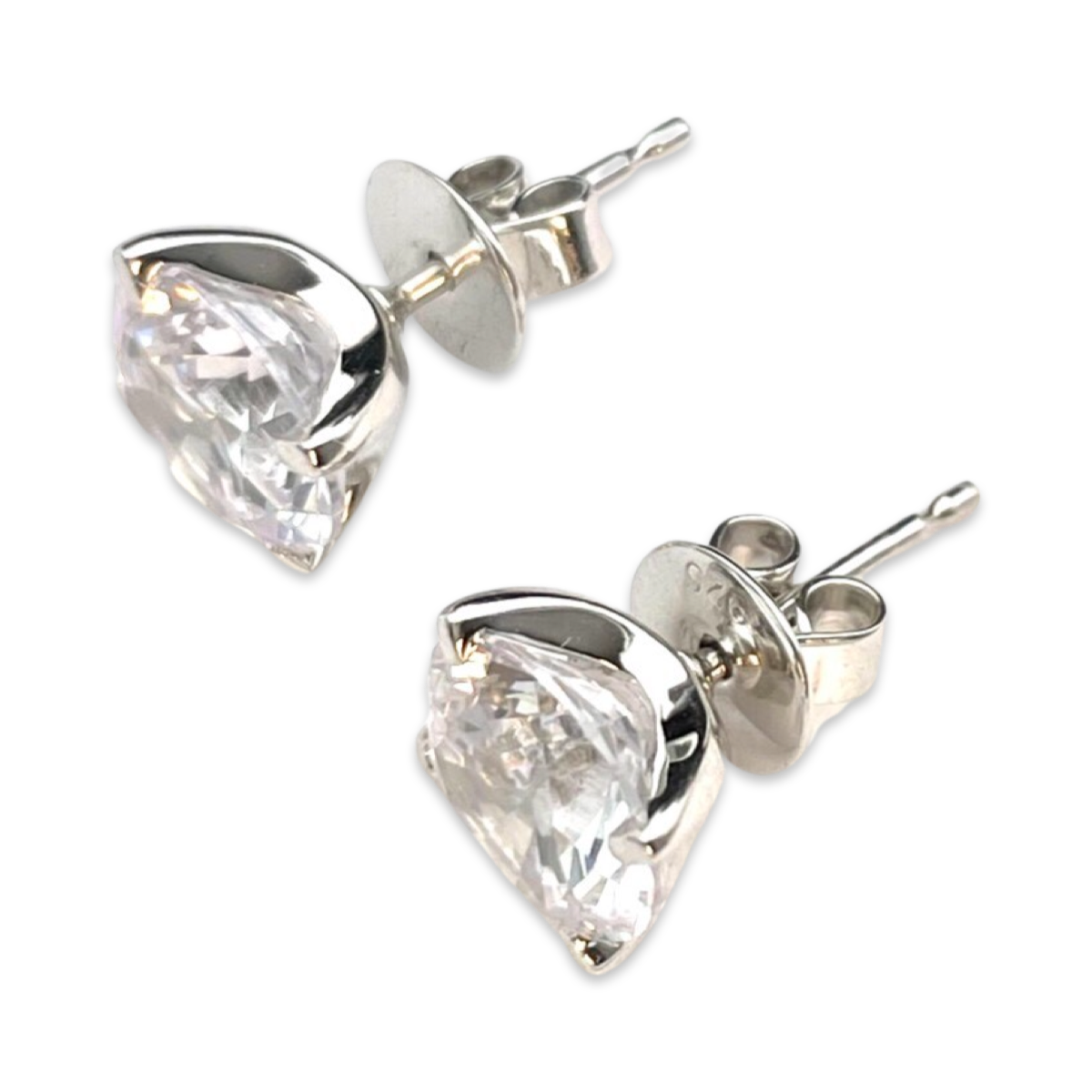 Round Silver Studs with zircons 8 mm