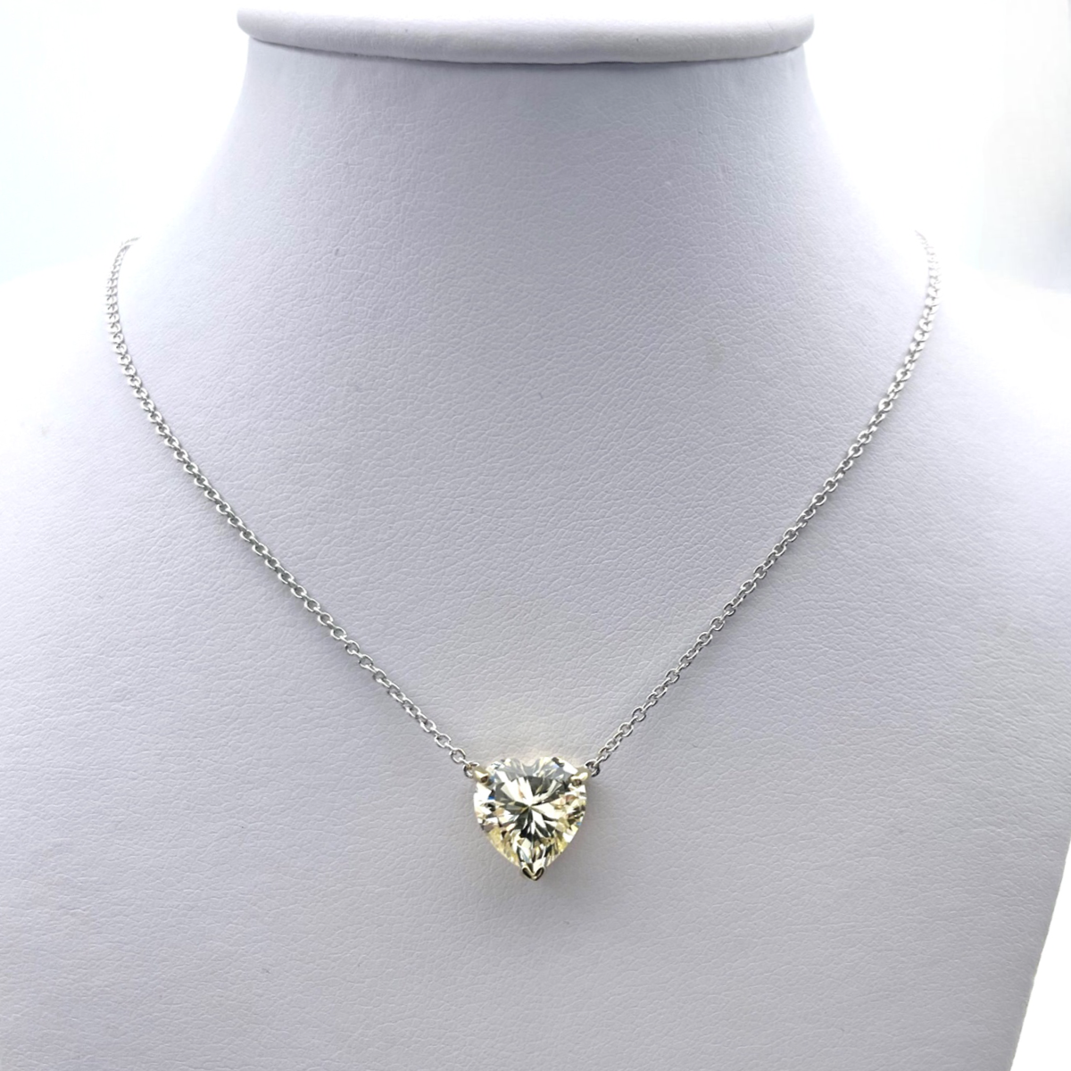 Heart Silver Necklace with zircon