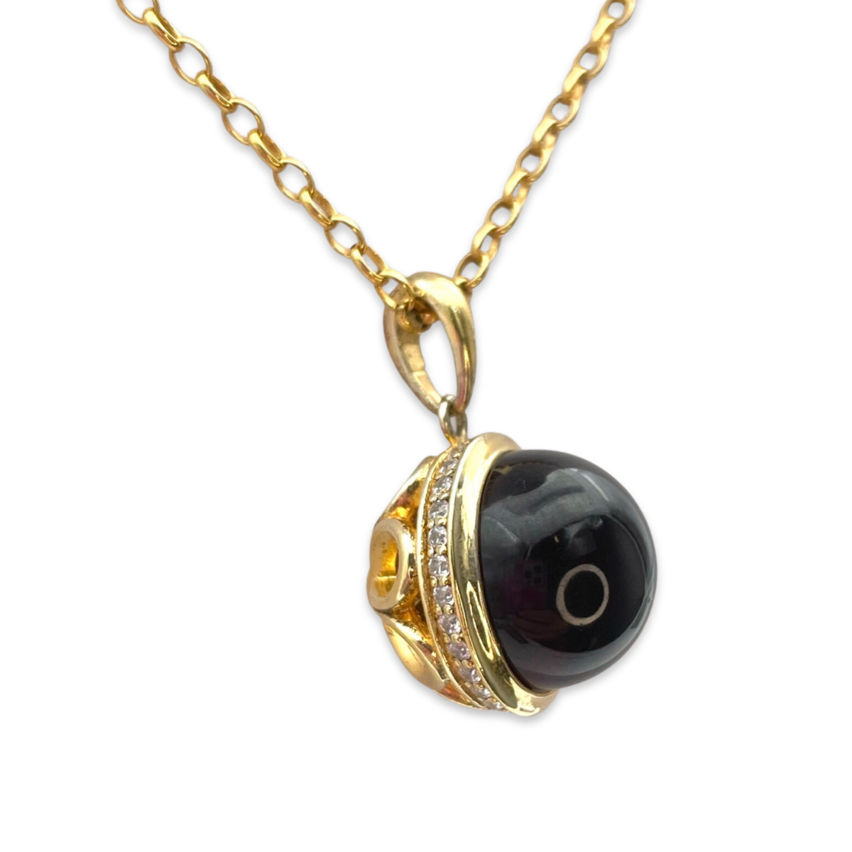 Gilded amber pendant