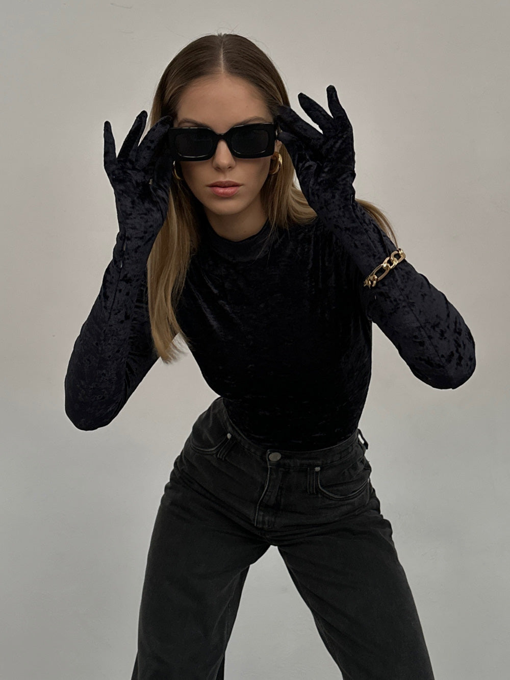 Velvet top with glove