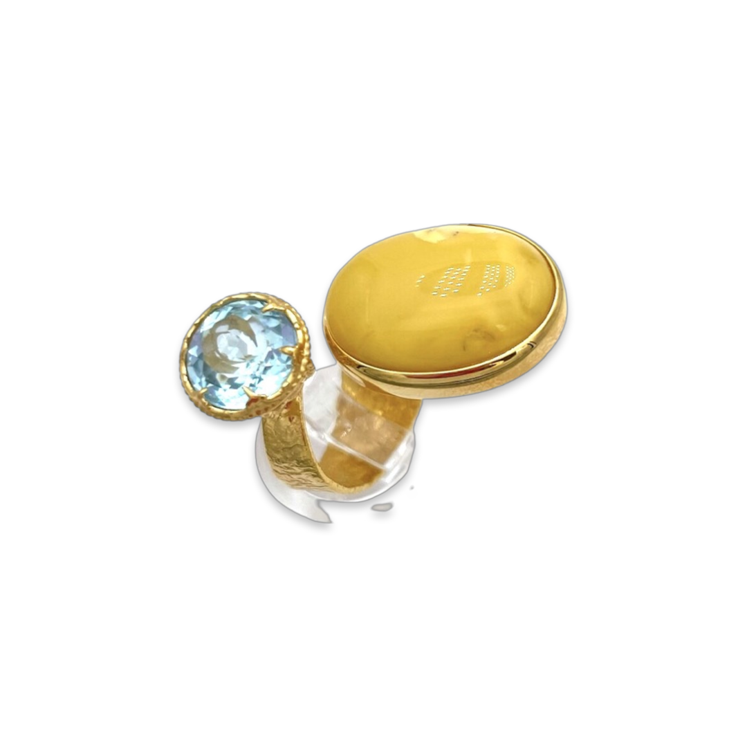 Gold-plated ring with amber and topaz